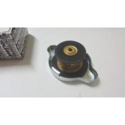 KOREK CHŁODNICY KTM 1,8 bar